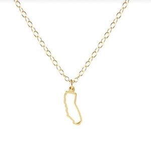 Kris Nations California charm & chain